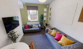 16A Gloucester Road